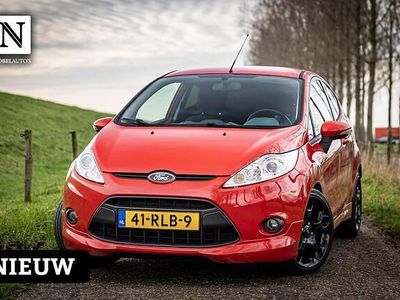 Rood Gebruikt 2011 Ford Fiesta Sport Hatchback | € 4.990 (Eerlijke prijs)