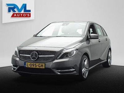Grijs Gebruikt 2013 Mercedes B250 Ambition MPV | € 12.745 (Eerlijke prijs)