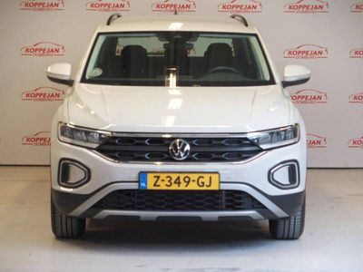 tweedehands VW T-Roc 1.5 TSI Life Business, Adaptive cruise controle, App connect, stoelverwarming.