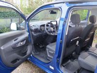 tweedehands Fiat Doblò E-DobloE 50KW 5 PERSOONS INCL BTW € 5000 BONUS