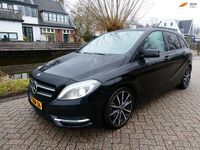 Occasion Mercedes B200 Ambition 157 PK (115 kW) 2014 Zwart (metallic) MPV
