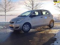 Occasion Toyota Yaris 69 PK (50 kW) 2011 Grijs Hatchback