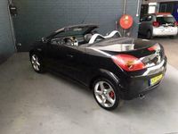 tweedehands Opel Tigra 1.8 cosmo, 17 inch, half leder,mooie auto