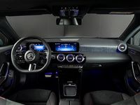 Occasion Mercedes A250 Business 218 PK (160 kW) 2025 Grijs Hatchback