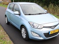 tweedehands Hyundai i20 1.2i i-Deal 5 Drs met maar 37000 km !