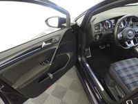 tweedehands VW Golf VII 1.4 TSI GTE 205pk R-Sport (panodak,camera,keyless,DAB,stoelverw,LED,sfeerverlichting)