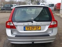 tweedehands Volvo V70 2.4D Momentum