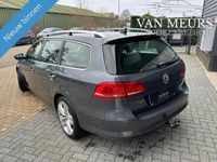 tweedehands VW Passat Variant 1.6 TDI BlueMotion Executive Edition trekhaak, navigatie, cruise control apk 11-24