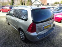 tweedehands Peugeot 307 SW 1.6 16V Pack panorama dak airco radio cd