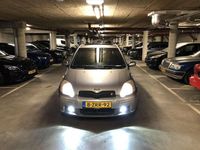 Occasion Toyota Yaris Sport 105 PK (77 kW) 2004 Grijs Hatchback