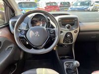 tweedehands Peugeot 108 1.0 e-VTi 68pk 5D Active | Airconditioning | Radio