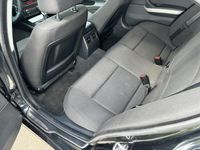 tweedehands BMW 320 320 i Executive / NAVI / AIRCO / STOELVERWARMING /