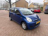 Occasion Daihatsu Cuore 69 PK (50 kW) 2007 Blauw Hatchback