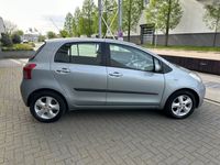 tweedehands Toyota Yaris 1.3 VVTi Luna*NEW APK*NAP*AIRCO*ELKT-RAAM*CAMERA*N