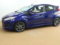 Occasion Ford Fiesta ST-Line 101 PK (74 kW) 2017 Blauw (metallic) Hatchback