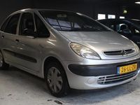 tweedehands Citroën Xsara Picasso 1.8i-16V Différence