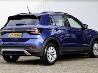 tweedehands VW T-Cross - 1.0 TSI 110pk DSG Life | DAB+ | Climate Control |