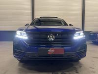 tweedehands VW Touareg R 3.0 TSi 4MOTION eHybrid 462PK LAPIZ BLUE/NACHTZICHT/LUCHTVERING/PANO/AREA-VIEW/BLACK OPTIC/SOFT-CLOSE/HEAD-UP/STOELVENTILATIE+MASSAGE/ELECTR.TREKHAAK/NIEUWPRIJS ¤ 115.280,-