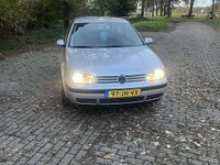 Occasion VW Golf IV 105 PK (77 kW) 2002 Grijs Hatchback