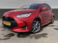 Occasion Toyota Yaris Hybrid Executive 131 PK (96 kW) 2024 Rood Hatchback