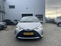 Occasion Toyota Yaris Hybrid Design 101 PK (74 kW) 2018 Grijs Hatchback