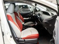 tweedehands Toyota Prius 1.8i Plug in Hybrid Lounge CVT - LEDER / NAVI /ACC