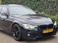Occasion BMW 330 Executive 252 PK (185 kW) 2018 Zwart Stationwagen