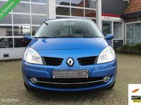 tweedehands Renault Scénic II 1.6-16V Tech Line Facelift Model Keyless Entry/Go! NAVIGATIE CLIMATE CONTROL (Airco) CRUISE CONTROL 6-BAK BOORDCOMP. MULTIFUNC.STUUR IN HOOGTE VERST.VOORSTOEL (2X) Radio/CD Elek.Ramen+Spiegels MISTLAMPEN (V+A) Métallic lak 12V.-Aansl. Lunc