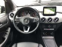 tweedehands Mercedes B180 122PK 7G-DCT AUTOMAAT - LEER - NAVI/BT - CC - AMG