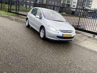 Occasion Peugeot 307 Premium 109 PK (80 kW) 2005 Zilver Hatchback