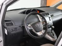 tweedehands Toyota Verso 1.8 VVT-i Automaat Dynamic Business 7-Persoons N
