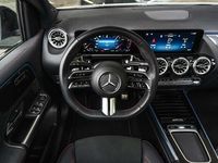 tweedehands Mercedes B180 AMG Line | Achteruitrijcamera | Panoramaschuifdak | Stoelverwarming | Sfeerverlichting | KEYLESS GO | EASYPACK - achterklep | Nightpakket