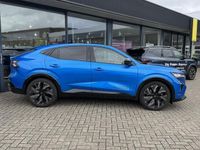 Occasion Renault Rafale Esprit Alpine 200 PK (147 kW) 2024 Bergblauw met dak in sterzwart SUV