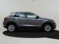tweedehands VW T-Roc 1.0 TSI Style | Achteruitrijcamera | Navigatie | D