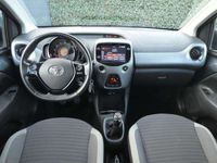 tweedehands Toyota Aygo 1.0 VVT-i 72pk 5D X-Joy Climatronic Multi Media Pa