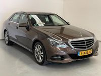 tweedehands Mercedes E200 / Aut / NL-auto / Trekhaak / Navi / Bluetooth