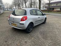 tweedehands Renault Clio 1.4-16V Dynamique/ AIRCO / Nieuw koppeling