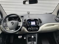 Occasion Renault Captur Initiale Paris 120 PK (88 kW) 2018 Twotone blanc nacré / noir et SUV