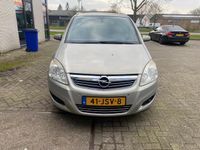 tweedehands Opel Zafira 2.2 Cosmo / AUTOMAAT / 7 PERSOONS / AIRCO / NAP / TREKHAAK / PDC / BOEKJES / 2 SLEUTELS / NETTE AUTO!!!