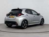 Occasion Toyota Yaris Executive 116 PK (85 kW) 2025 Grijs metallic Hatchback