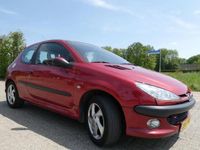 Occasion Peugeot 206 Premium 109 PK (80 kW) 2003 Rood Hatchback