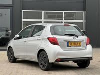 tweedehands Toyota Yaris Hybrid 1.5 Hybrid Aspiration Automaat Camera Cruise Clima