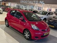 Occasion Toyota Aygo 68 PK (50 kW) 2009 Rood Hatchback