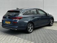 tweedehands Hyundai i30 Wagon 1.5 T-GDi MHEV Premium / Achteruitrijcamera / Climate Control / Cruise Control / Navigatie / Stoel- en Stuurverwarming /