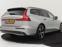 tweedehands Volvo V60 B4 Plus Dark Panoramadak, Extra getint glas & 360 camera