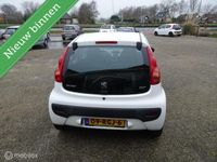 tweedehands Peugeot 107 1.0-12V Sportium