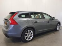 Occasion Volvo V60 191 PK (140 kW) 2017 Grijs Stationwagen