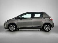 Occasion Toyota Yaris Executive 101 PK (74 kW) 2017 Grijs metallic Hatchback