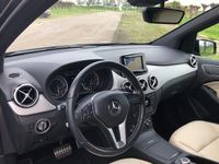 tweedehands Mercedes B200 AMBITION AUTOMAAT, 64.000KM!! CLIMATE CONTROL, NAV