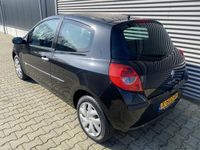 tweedehands Renault Clio 1.2-16V Rip Curl Nieuwe Apk Airco